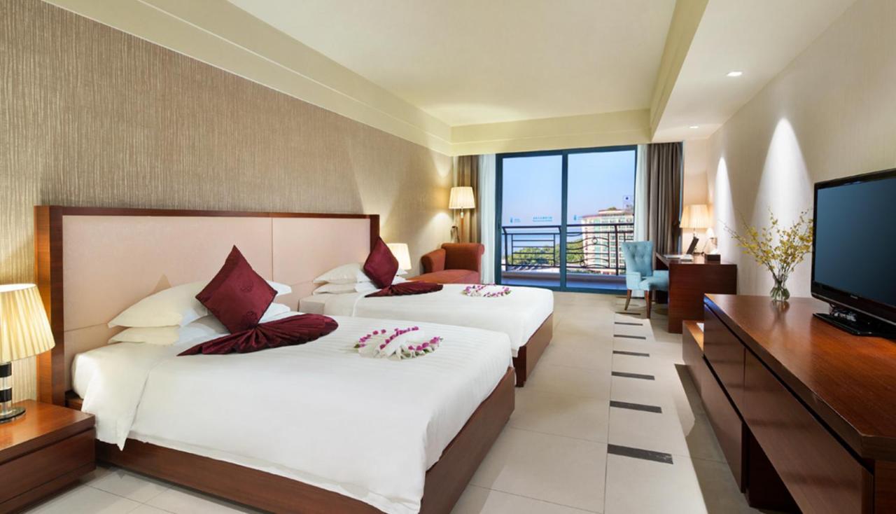 Lacosta Seaside Resort Hotel Sanya Szanja Kültér fotó